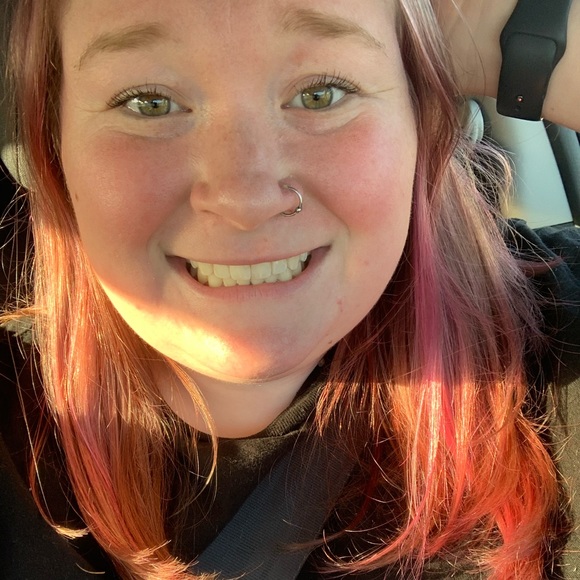 Meet your Posher, Haley - Picture 5 of 6